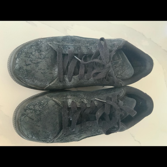 Black Puma sneakers - Picture 2 of 4